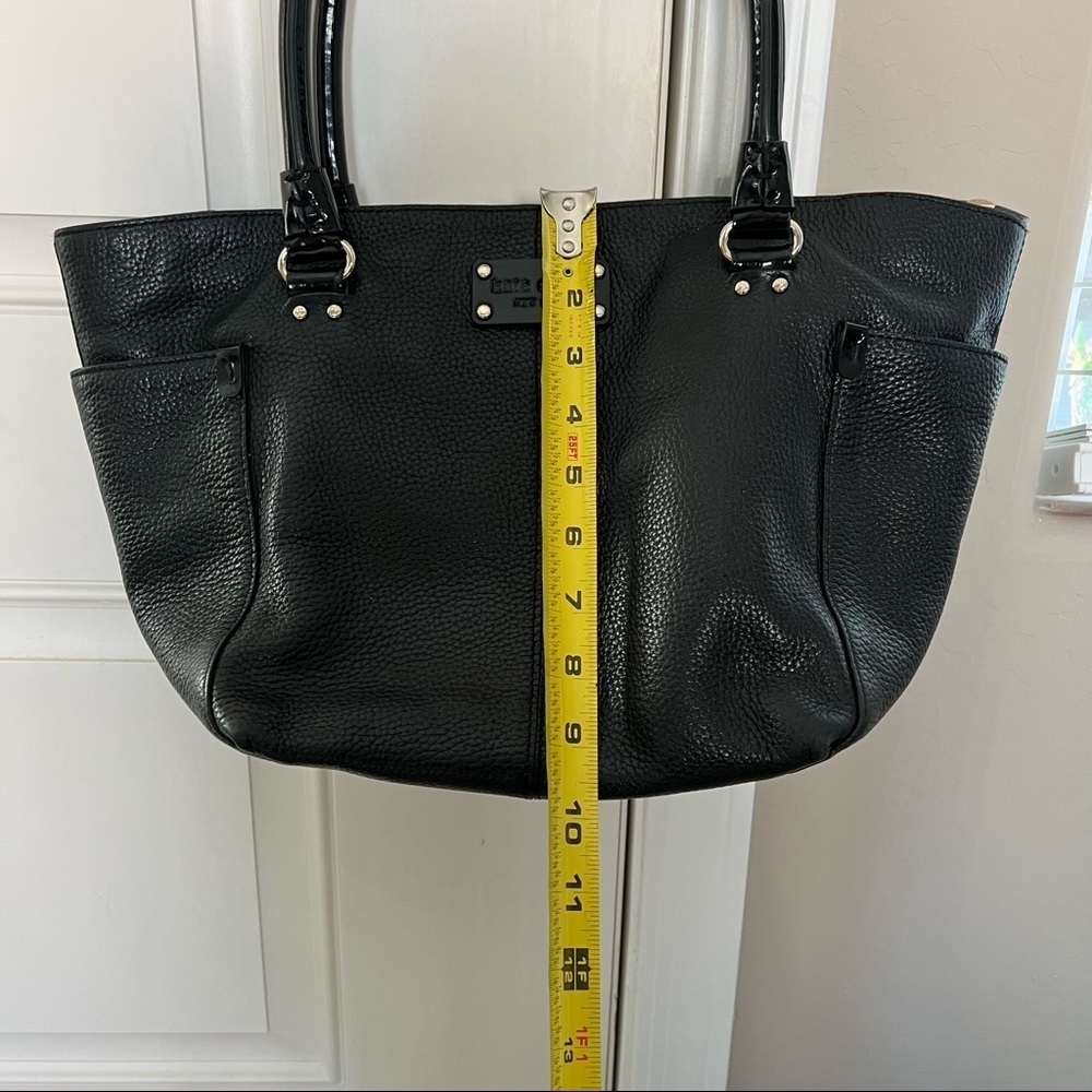 Kate Spade New York Pebbled Leather w/ patent leather Handles Satchel/Handbag - Picture 13 of 14